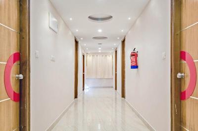 Collection O 30088 Jayanagar