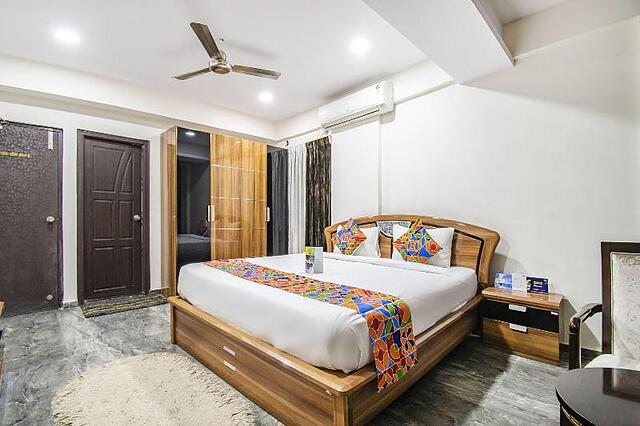 Fabhotel Oriental Suites Frazer Town