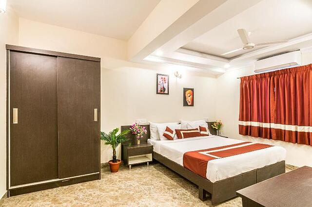 Octave Studio Hotel