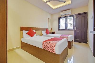 OYO 37517 Withinn Hotel