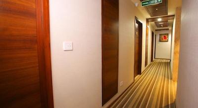 Treebo Select Stylotel by Jagadish