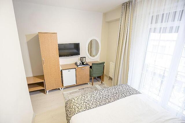 THE CORNER INN HOTELS BY SUiT