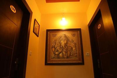 Hotel Shriram Residency