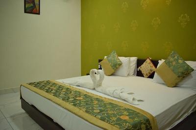 Hotel Shriram Residency