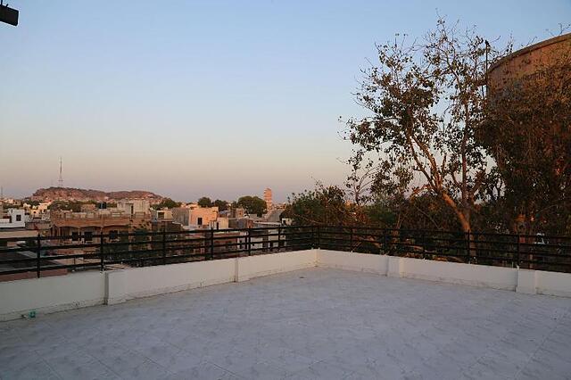 Hotel Shriram Residency