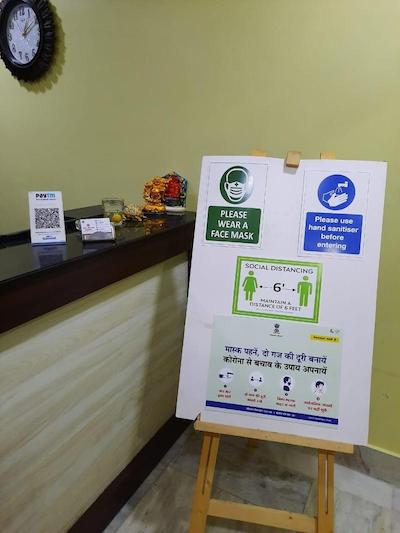 Hotel Shriram Residency