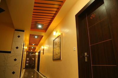 Hotel Shriram Residency