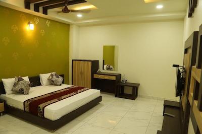 Hotel Shriram Residency