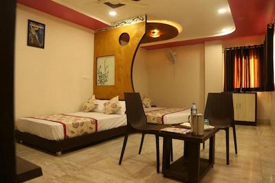 Hotel Shriram Residency