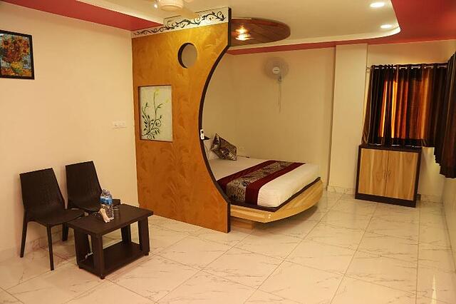 Hotel Shriram Residency