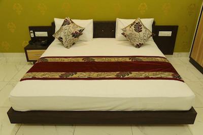 Hotel Shriram Residency