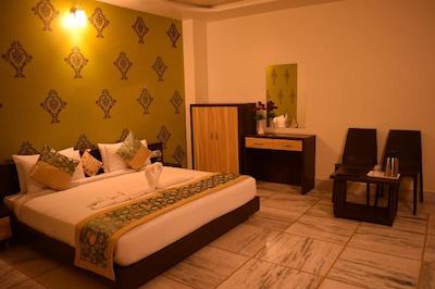 Hotel Shriram Residency