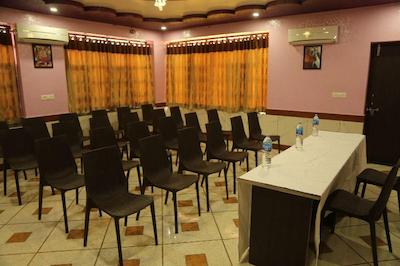 Hotel Shriram Residency