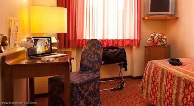 بست وسترن مندیال