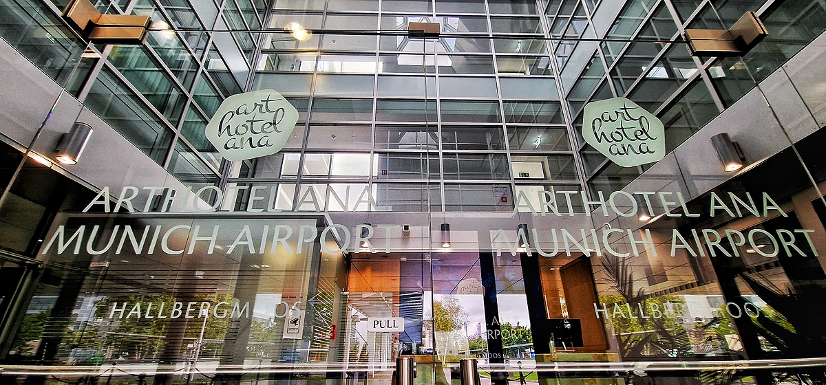 ROOMINGTONS MUNICH AIRPORT