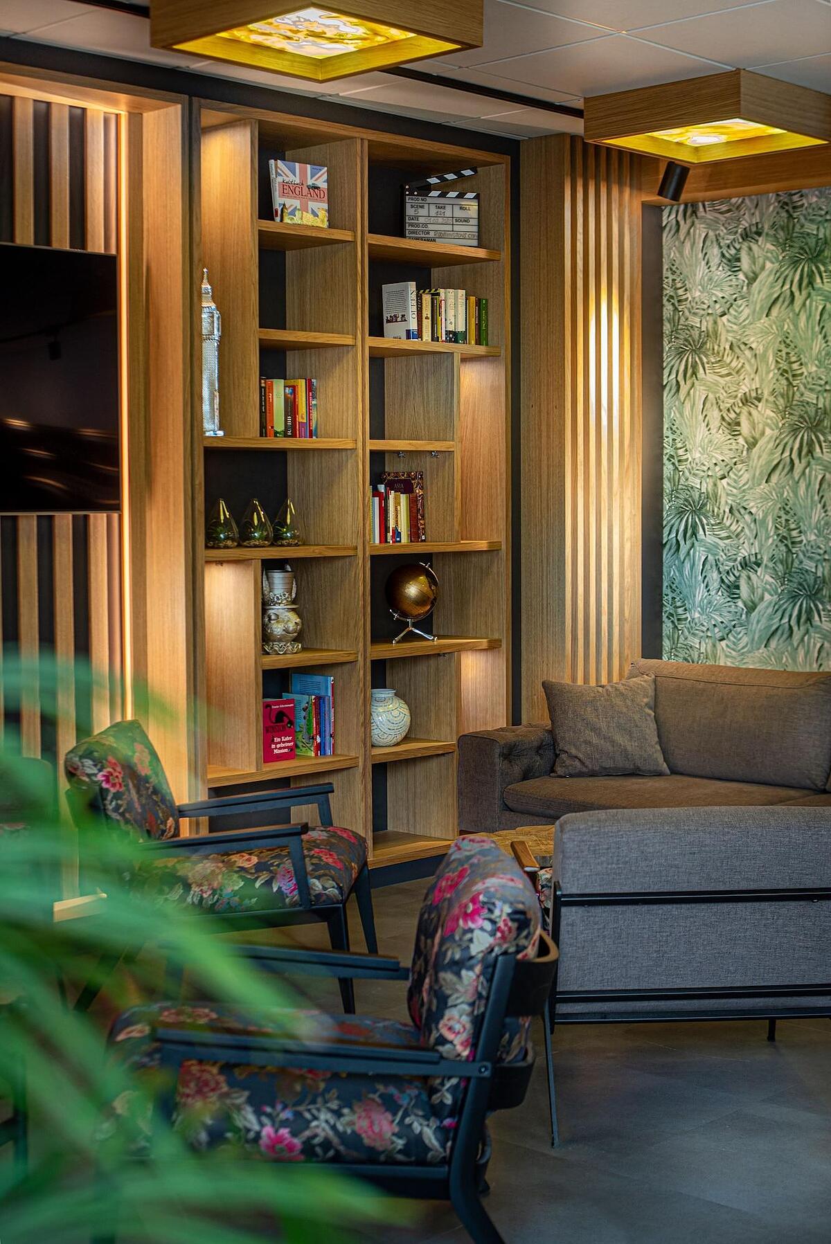 ROOMINGTONS MUNICH AIRPORT
