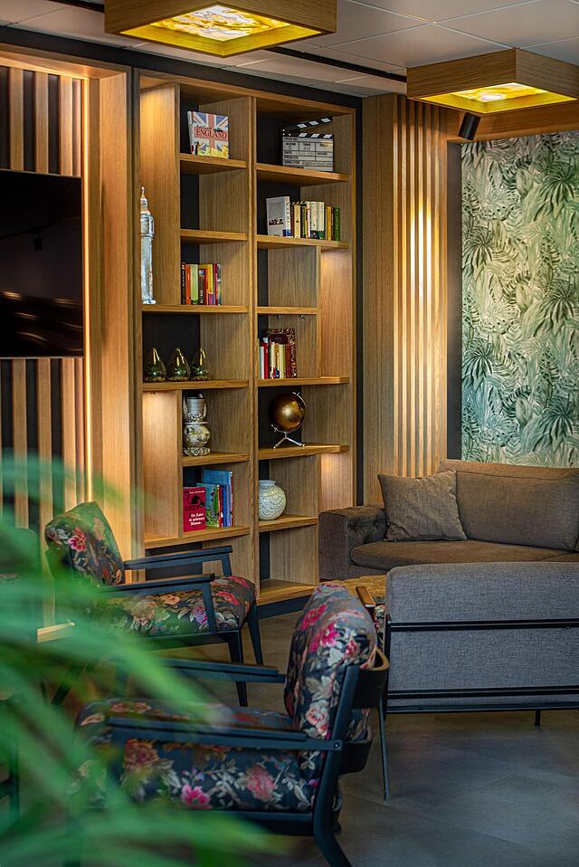 ROOMINGTONS MUNICH AIRPORT