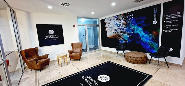 ROOMINGTONS MUNICH AIRPORT