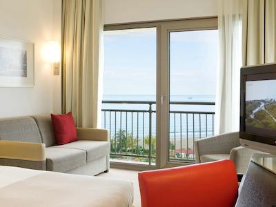 نووتل ترابزن