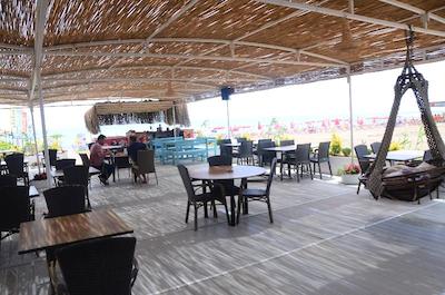 The Sansa Hotel & Spa