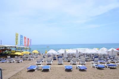 The Sansa Hotel & Spa