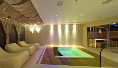 گرند هتل ایروان