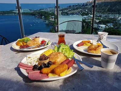 سیگنیچر بلو ریزورت