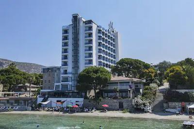 سیگنیچر بلو ریزورت