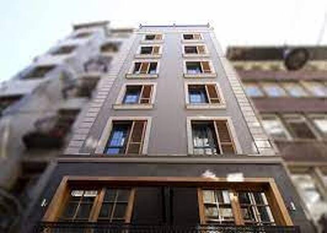 Eva Residence