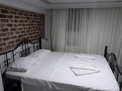 Arat Apartments Suites