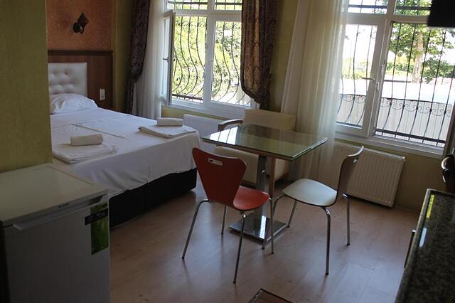 Arat Apartments Suites