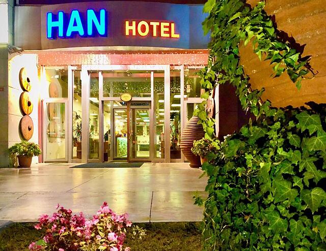 Han Hostel Airport West