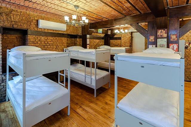 Sanat Hostel