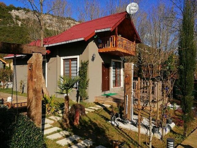 Antik River House