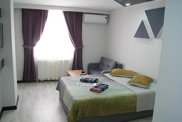 Moon Suit Otel