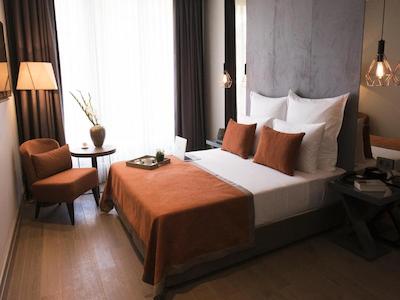 سنتایر هتلز اند رزیدنس