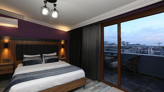 La Serena Hotel and Suites