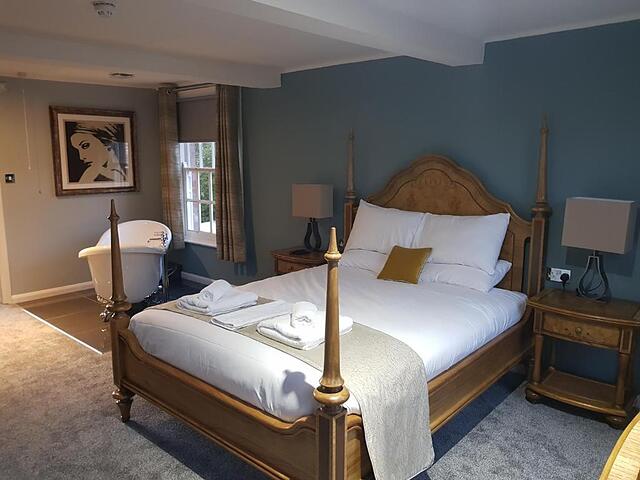The Coach Hotel