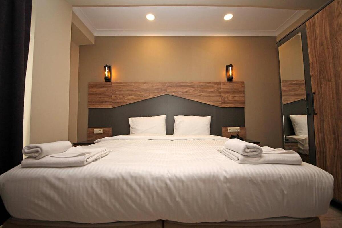 Taksim Corner Suite