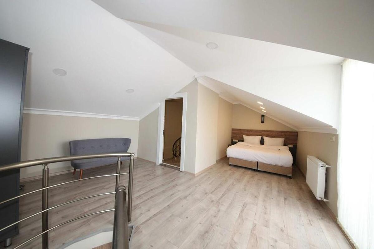 Taksim Corner Suite