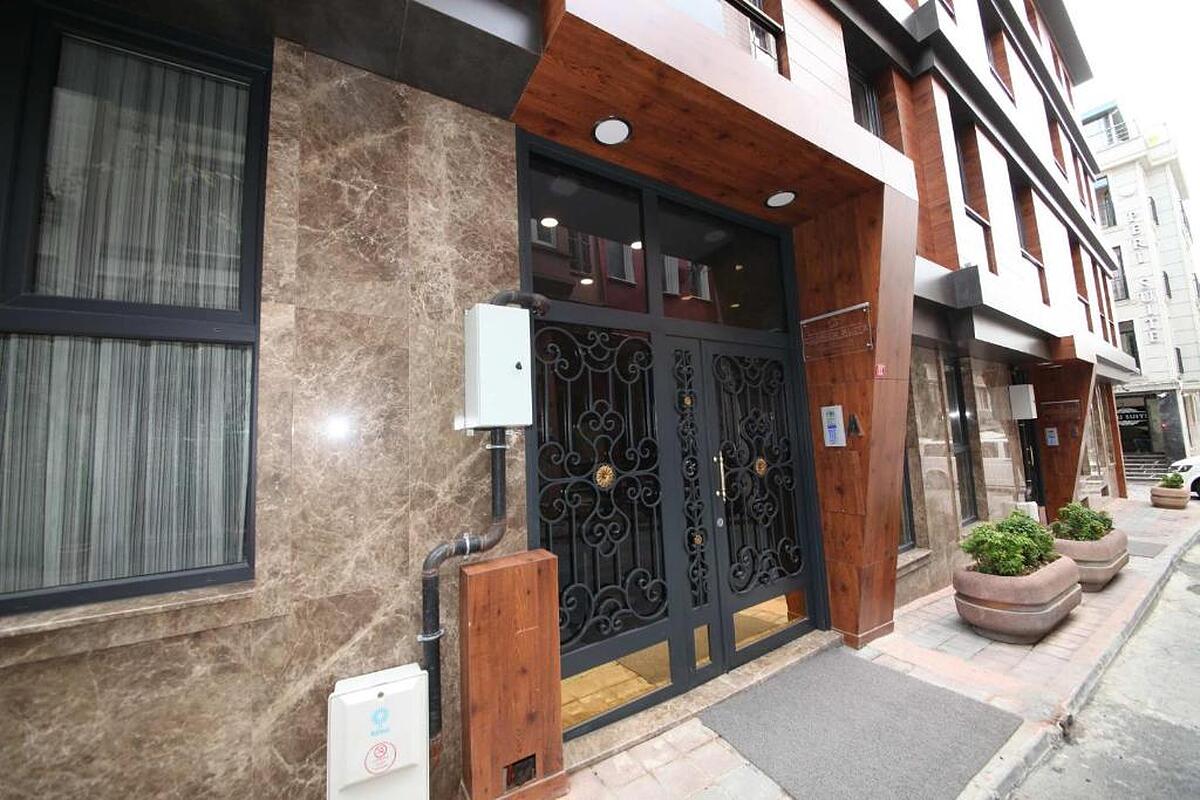 Taksim Corner Suite