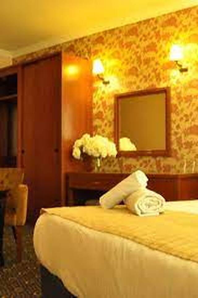 KNDF Marine Hotel