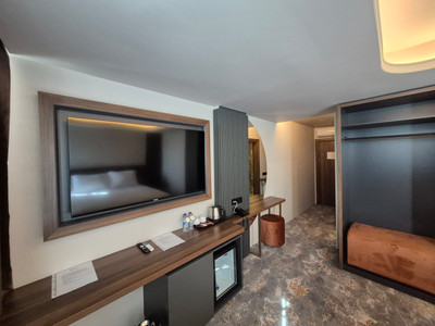 KNDF Marine Hotel