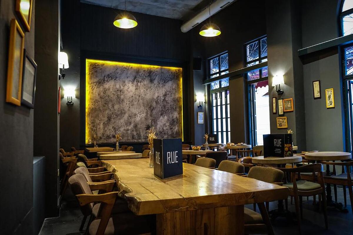 Grand Rue Hotel