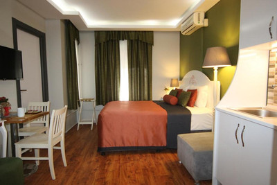 Taksim Nefti Residence