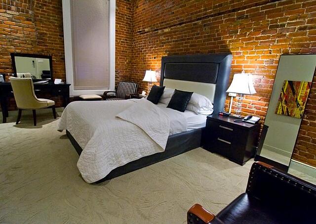 Retro Suites