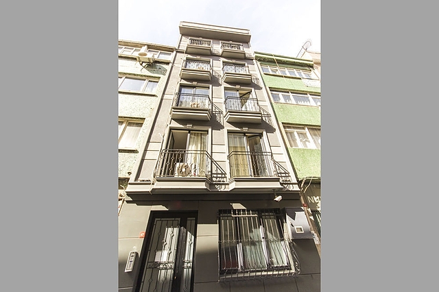 Garan Apartments