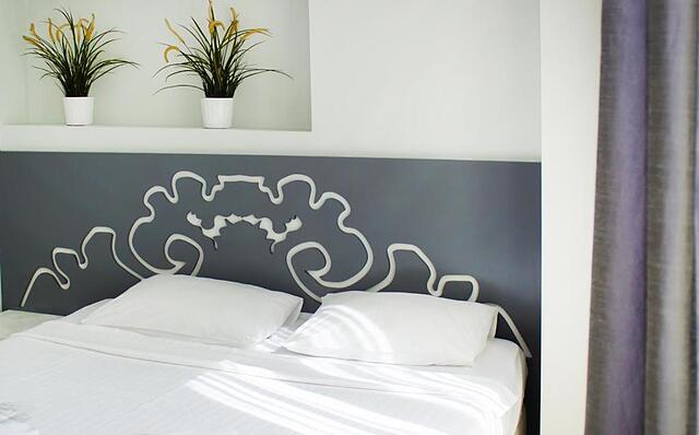 DandD Suites