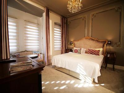Faik Pasha Apartments