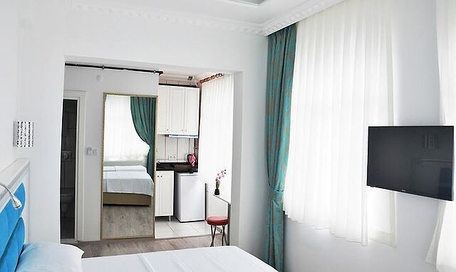 Vip Gold Suites